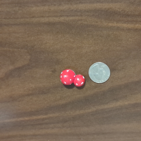 FREE WITH PURCHASE- Terrarium Fairy Garden Figurines - Picture 3 of 4